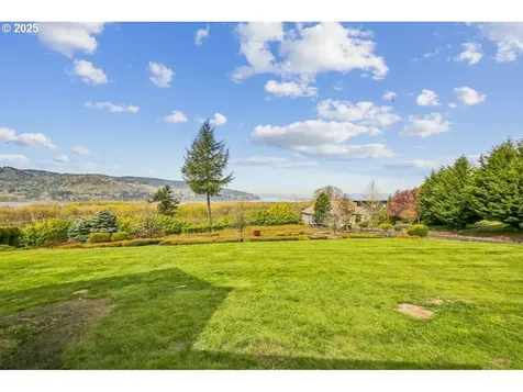49 Bentley Drive Kelso WA 98626