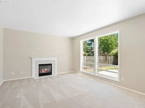 12576 NW Maplecrest Way Banks OR 97106