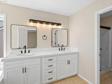 12576 NW Maplecrest Way Banks OR 97106