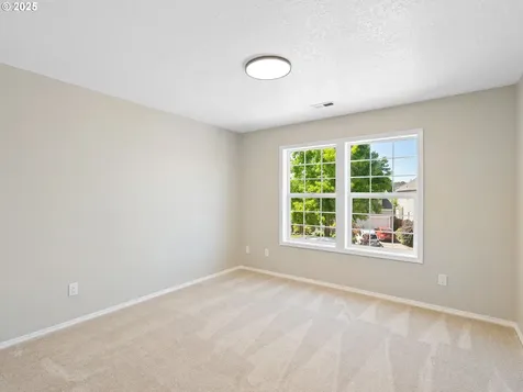 12576 NW Maplecrest Way Banks OR 97106