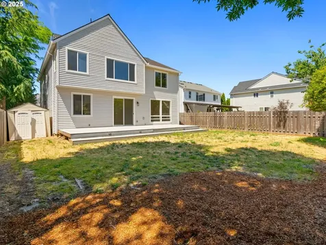 12576 NW Maplecrest Way Banks OR 97106