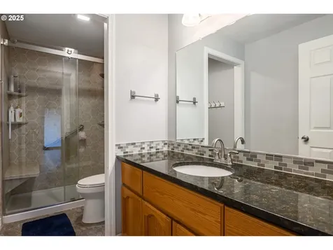 2436 Hickory Avenue Longview WA 98632