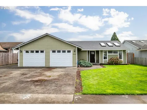2436 Hickory Avenue Longview WA 98632