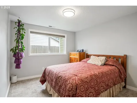 2436 Hickory Avenue Longview WA 98632