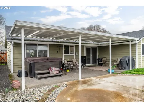 2436 Hickory Avenue Longview WA 98632