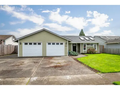 2436 Hickory Avenue Longview WA 98632