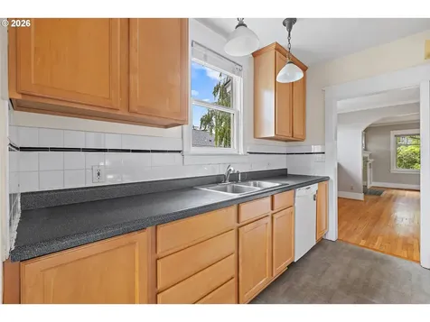 3560 NE Stanton Street Portland OR 97212