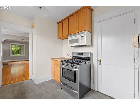 3560 NE Stanton Street Portland OR 97212