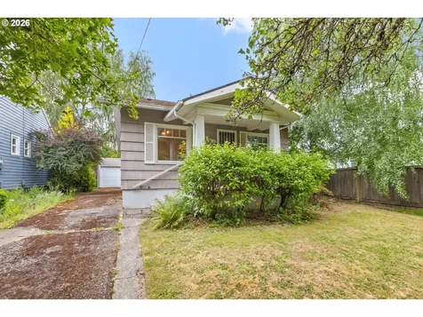 3560 NE Stanton Street Portland OR 97212