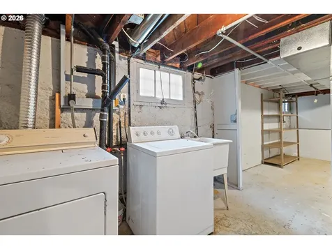 3560 NE Stanton Street Portland OR 97212