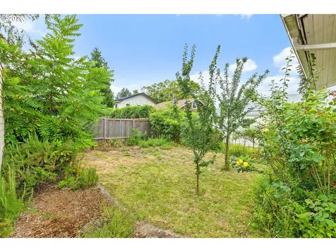 3560 NE Stanton Street Portland OR 97212