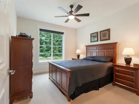 16711 NE 86th Street Vancouver WA 98682