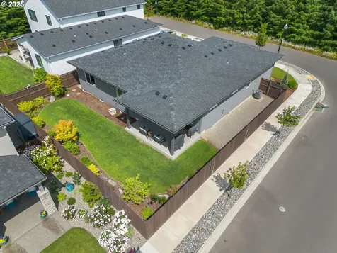 16711 NE 86th Street Vancouver WA 98682