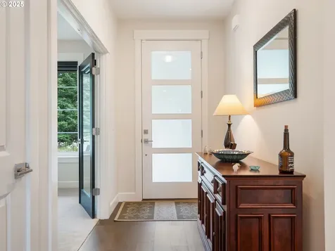 16711 NE 86th Street Vancouver WA 98682