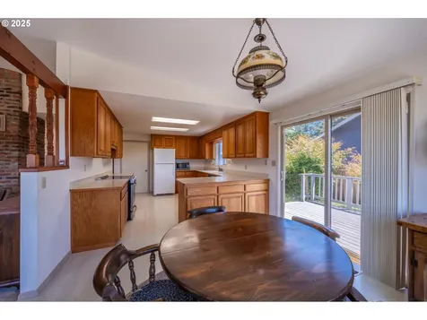 3230 Golf Links Road Bandon OR 97411