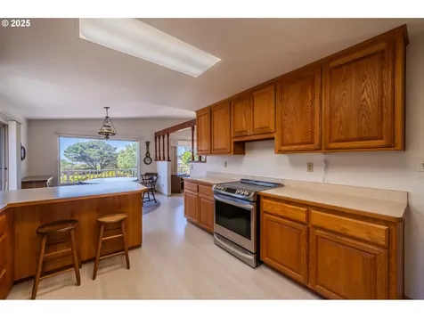 3230 Golf Links Road Bandon OR 97411