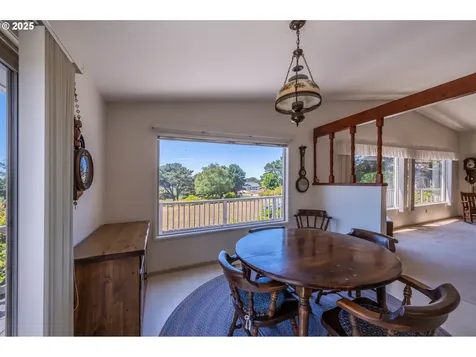 3230 Golf Links Road Bandon OR 97411