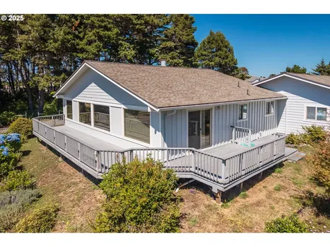 3230 Golf Links Road Bandon OR 97411