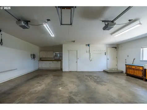 3230 Golf Links Road Bandon OR 97411