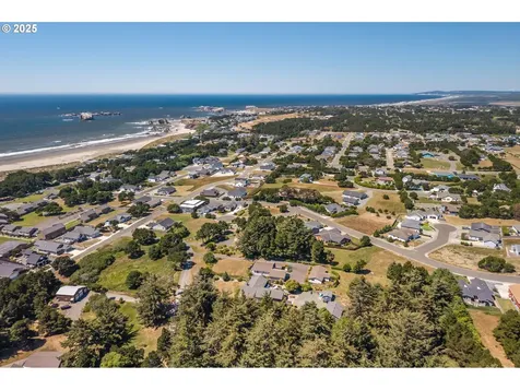 3230 Golf Links Road Bandon OR 97411