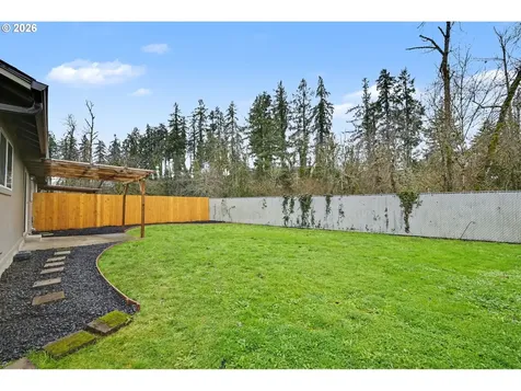 4853 Elderberry Loop Springfield OR 97478