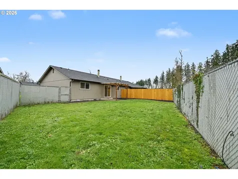 4853 Elderberry Loop Springfield OR 97478
