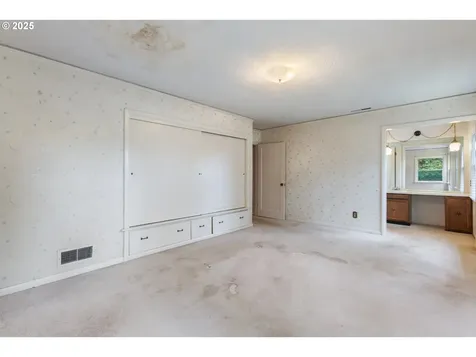 12240 SW Boones Ferry Road Portland OR 97219