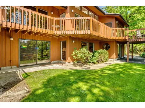 209 Blaine Road Woodland WA 98674