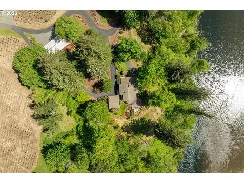 209 Blaine Road Woodland WA 98674