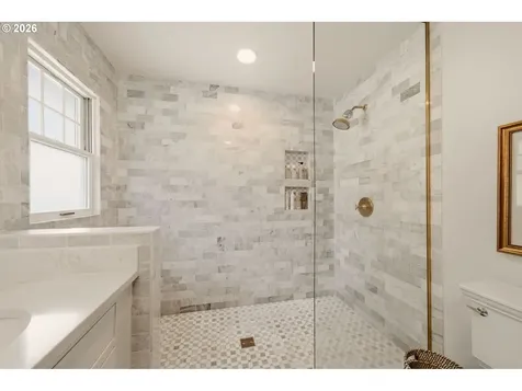 1605 SE Cascade Avenue Vancouver WA 98683