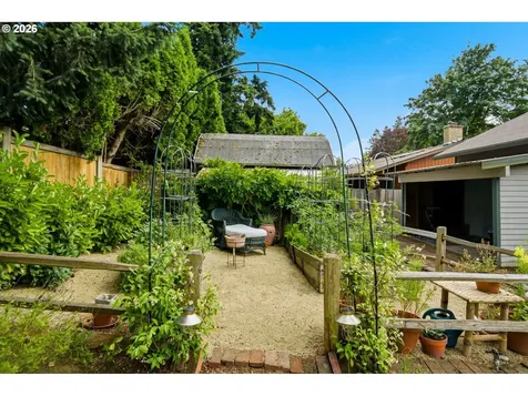 1605 SE Cascade Avenue Vancouver WA 98683