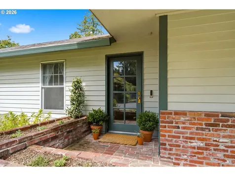 1605 SE Cascade Avenue Vancouver WA 98683