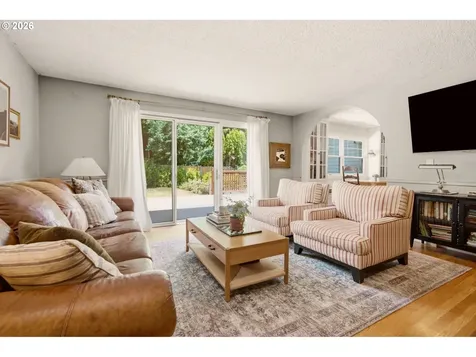 1605 SE Cascade Avenue Vancouver WA 98683