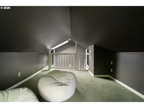 5504 SE Ankeny Street Portland OR 97215