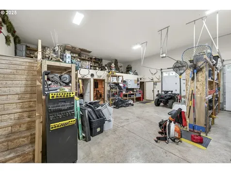 14150 S Canyon Ridge Drive Oregon City OR 97045