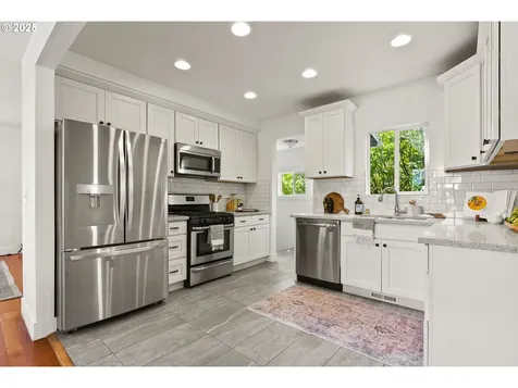 3255 NE 80th Avenue Portland OR 97213