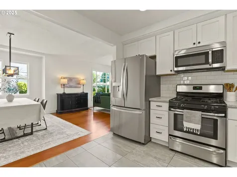 3255 NE 80th Avenue Portland OR 97213