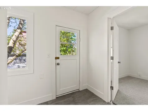 3255 NE 80th Avenue Portland OR 97213