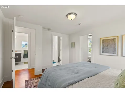 3255 NE 80th Avenue Portland OR 97213