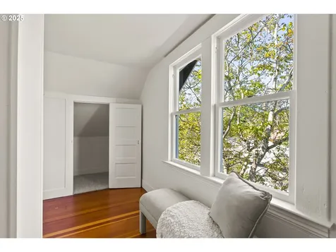 3255 NE 80th Avenue Portland OR 97213