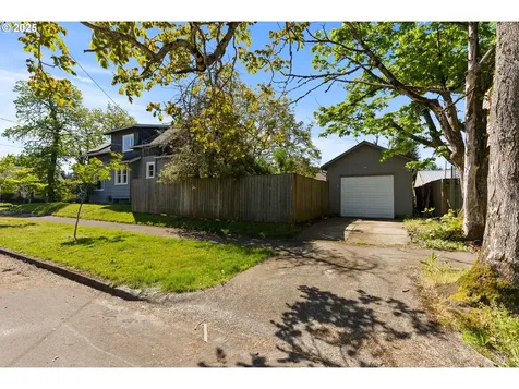 3255 NE 80th Avenue Portland OR 97213