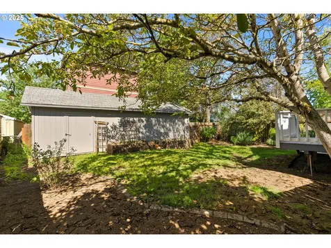 3255 NE 80th Avenue Portland OR 97213