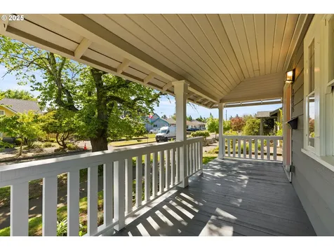 3255 NE 80th Avenue Portland OR 97213