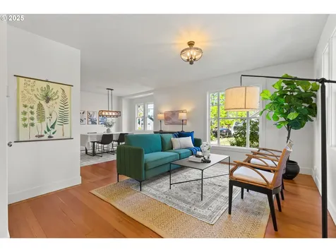 3255 NE 80th Avenue Portland OR 97213