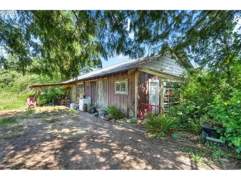 206 Sareault Road Toledo WA 98591
