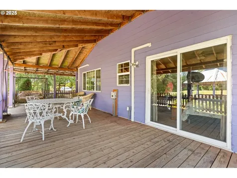 206 Sareault Road Toledo WA 98591