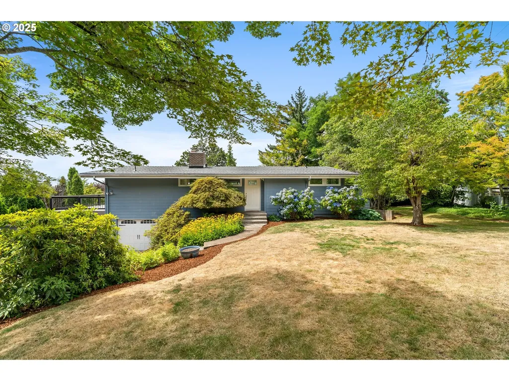 10421 SW 63rd Drive Portland OR 97219