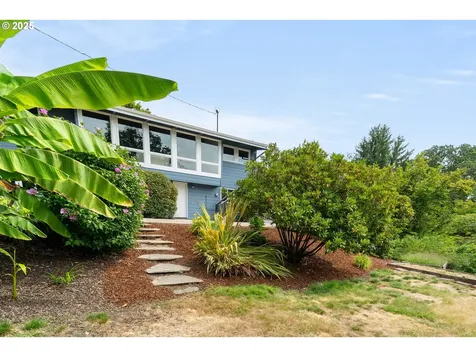 10421 SW 63rd Drive Portland OR 97219