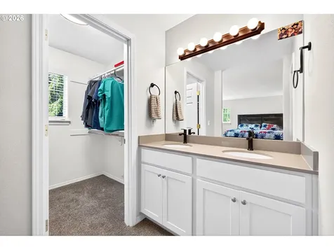 13190 SW Hidden Creek Place Portland OR 97223
