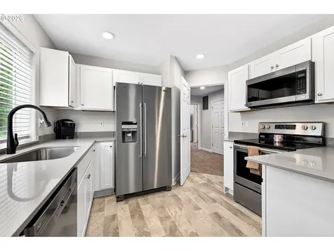 13190 SW Hidden Creek Place Portland OR 97223